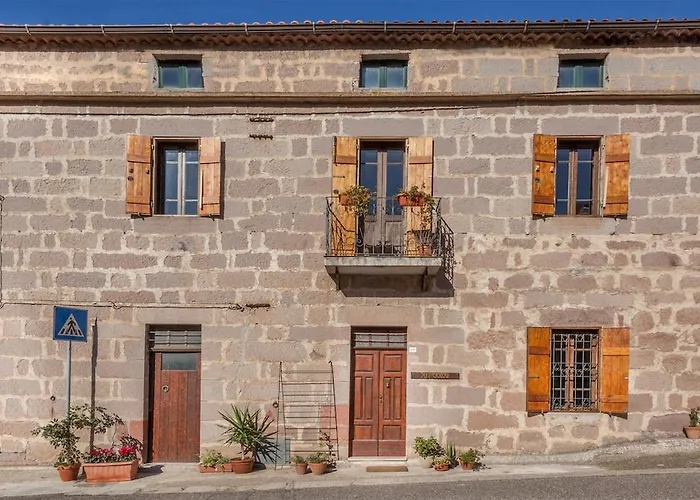 Traditional House, View On Lake, Yoga, Sauna R4543 بيت للعطل