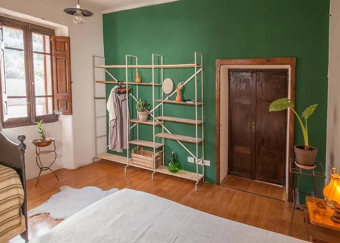 بيت للعطل Traditional House, View On Lake, Yoga, Sauna R4543 *