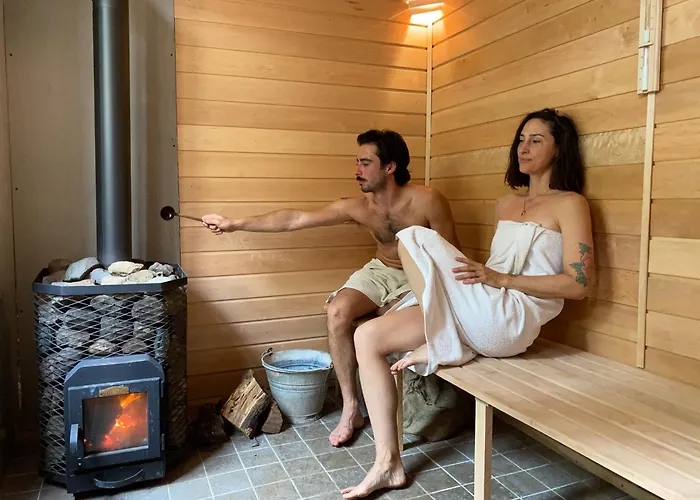 Traditional House, View On Lake, Yoga, Sauna R4543 بيت للعطل