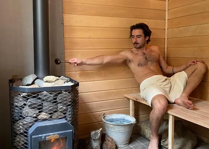 بيت للعطل Traditional House, View On Lake, Yoga, Sauna R4543